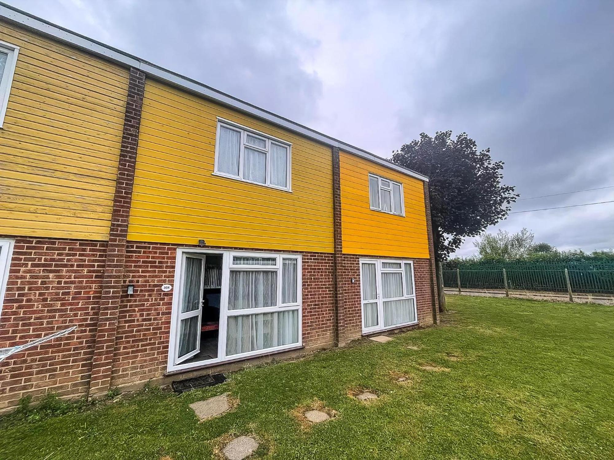 7 Berth Chalet Nearby Hemsby Beach In Norfolk Ref 18168B Exterior photo